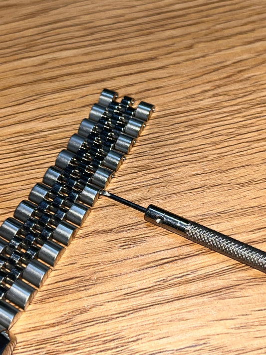 Screw-Driver for Bracelet Links