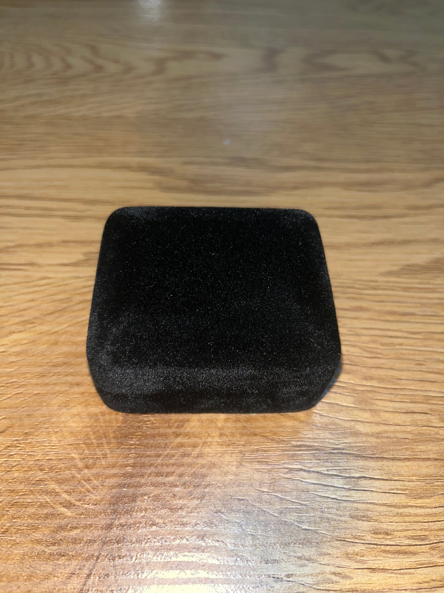 Black Ring Box + Ring